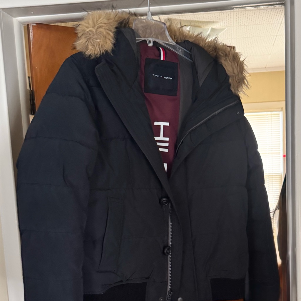 Used Worn No More Than 4 Times Very Good Condition Very Warm